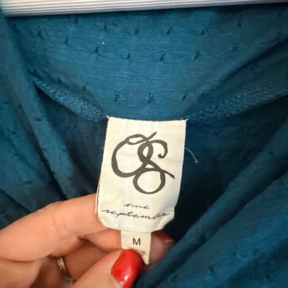 Anthropologie one September teal cowl neck top size M - Picture 4 of 9